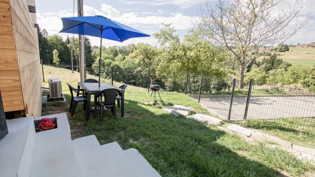 Photo of Outdoor in Meyrieux-Trouet