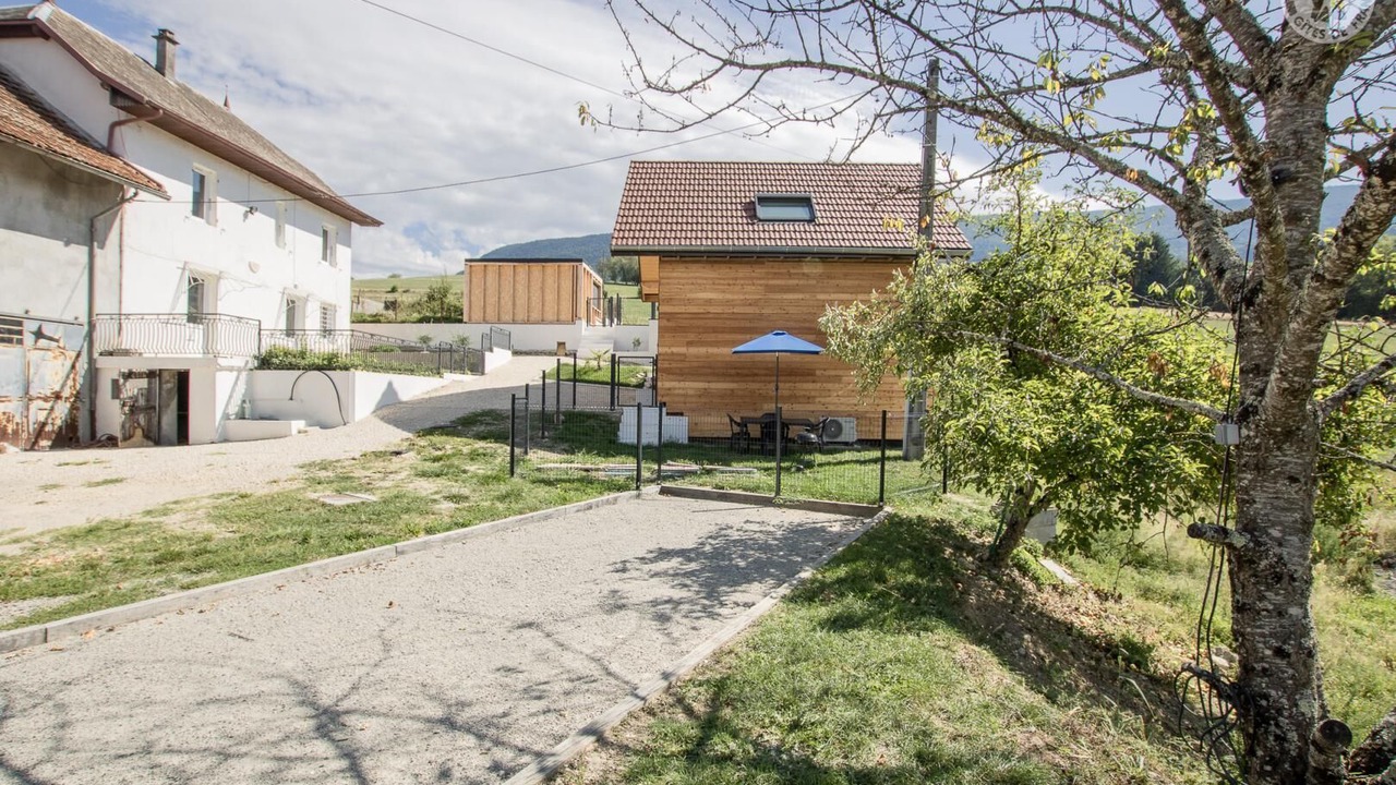 Photo of Outdoor in Meyrieux-Trouet