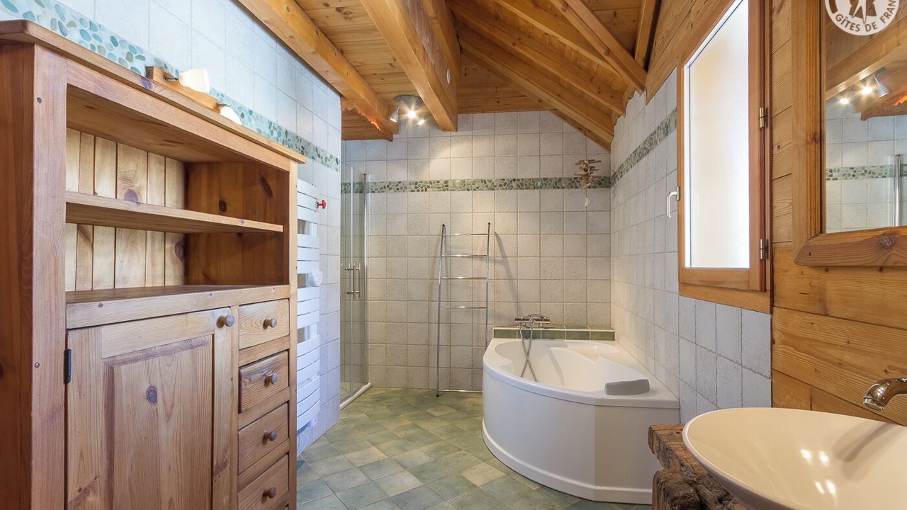 Photo of Bathroom in Albiez-le-Vieux