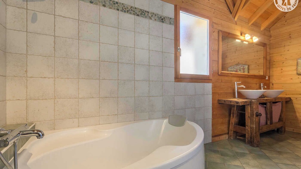 Photo of Bathroom in Albiez-le-Vieux