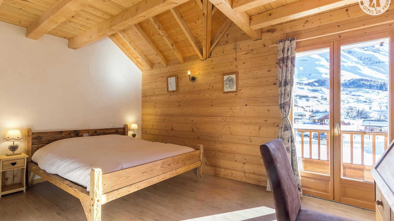 Photo of Bedroom in Albiez-le-Vieux