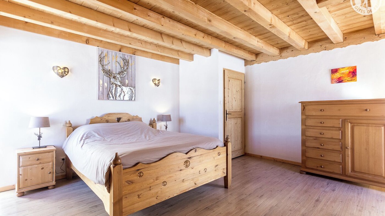Photo of Bedroom in Albiez-le-Vieux