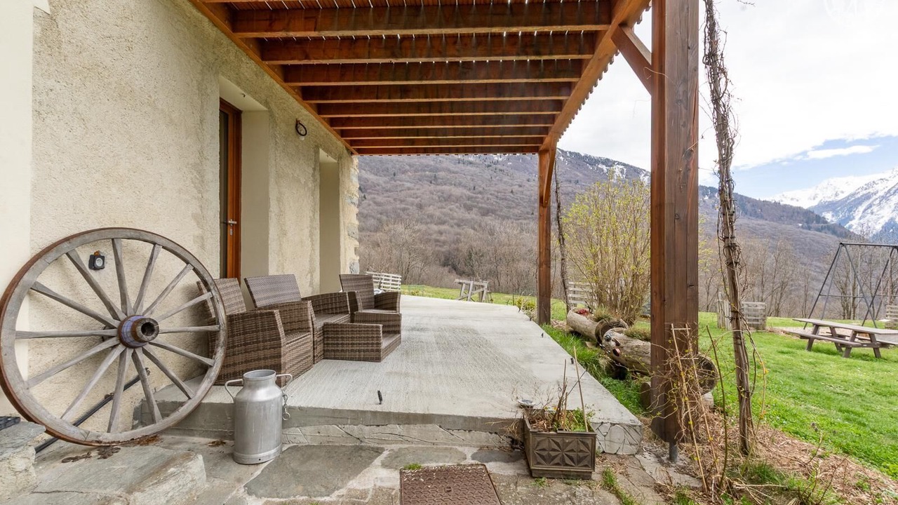 Photo of Patio Balcony in Saint-Michel-de-Maurienne