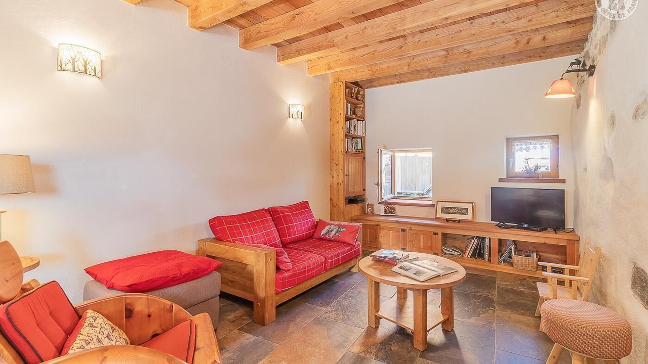 Photo of Livingroom in Montricher-Albanne
