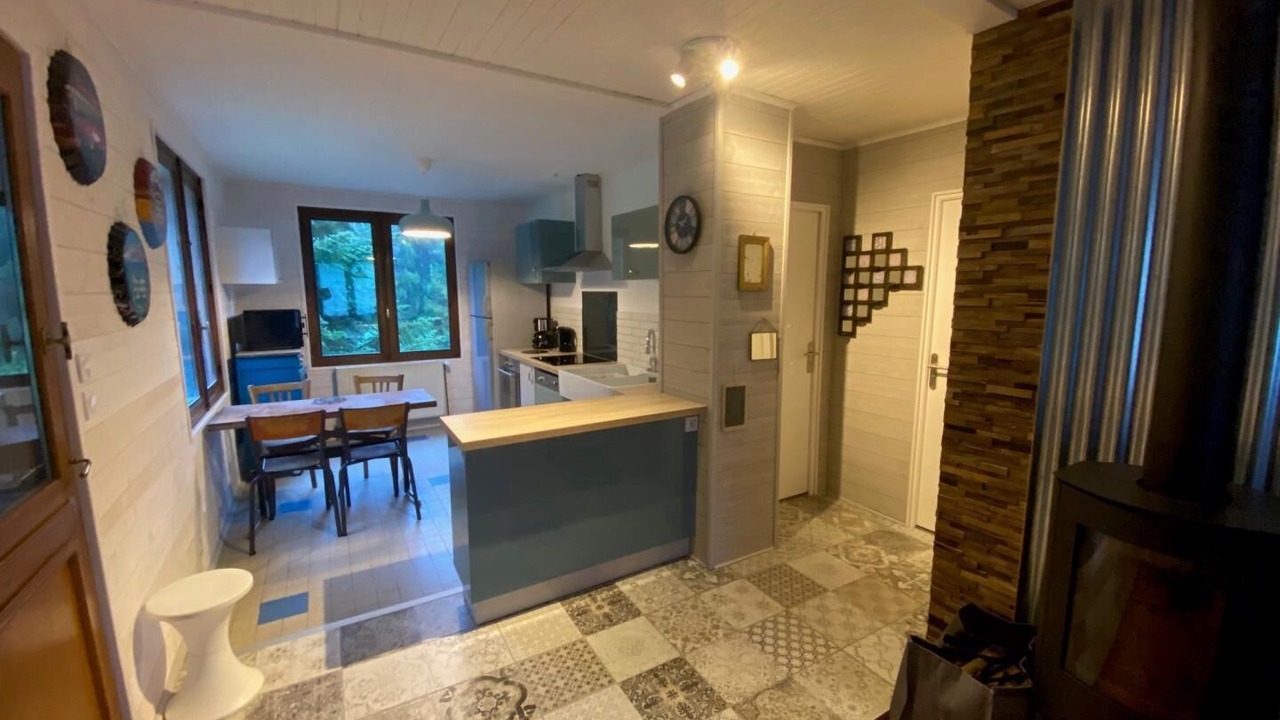 Photo of Kitchen in Saint-Alban-des-Hurtieres