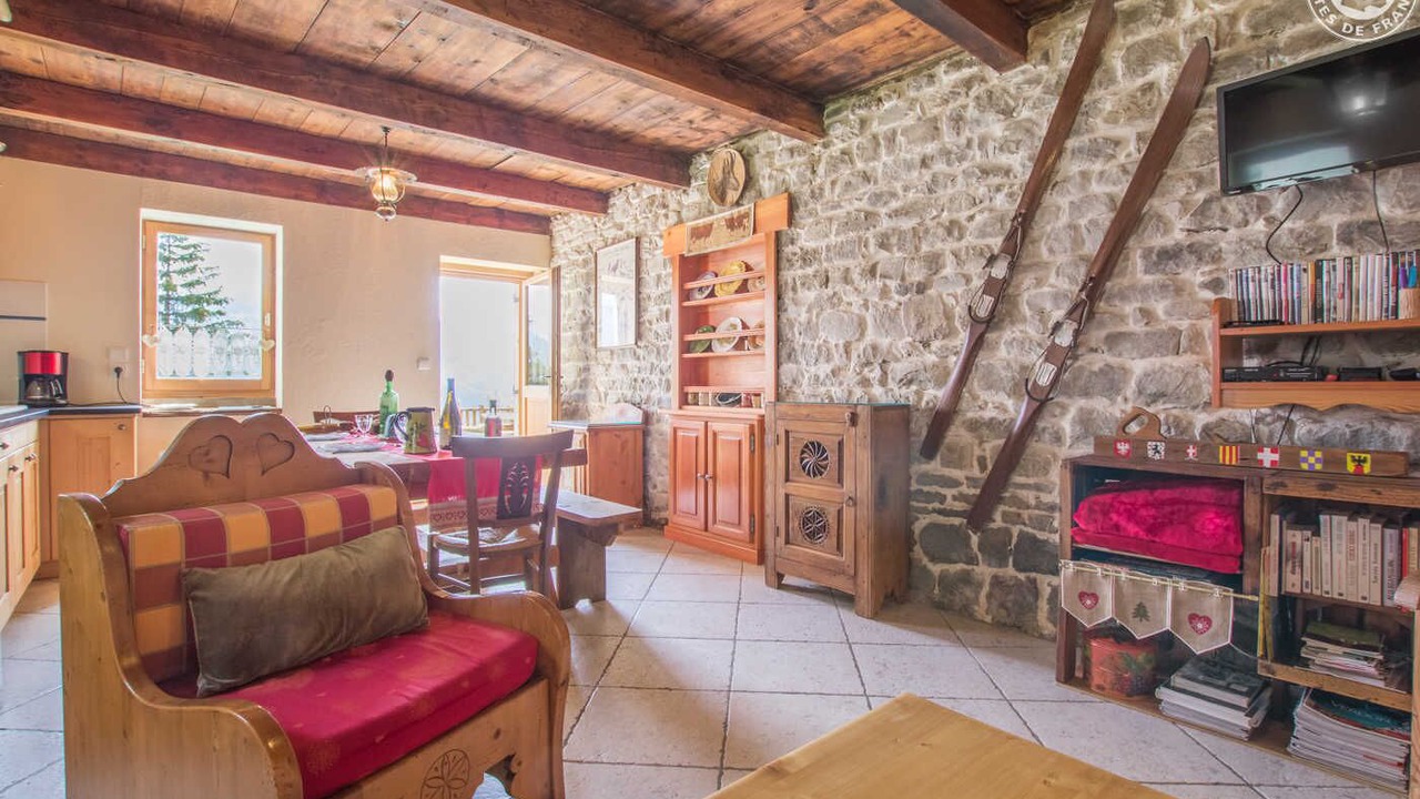 Photo of Livingroom in Montricher-Albanne