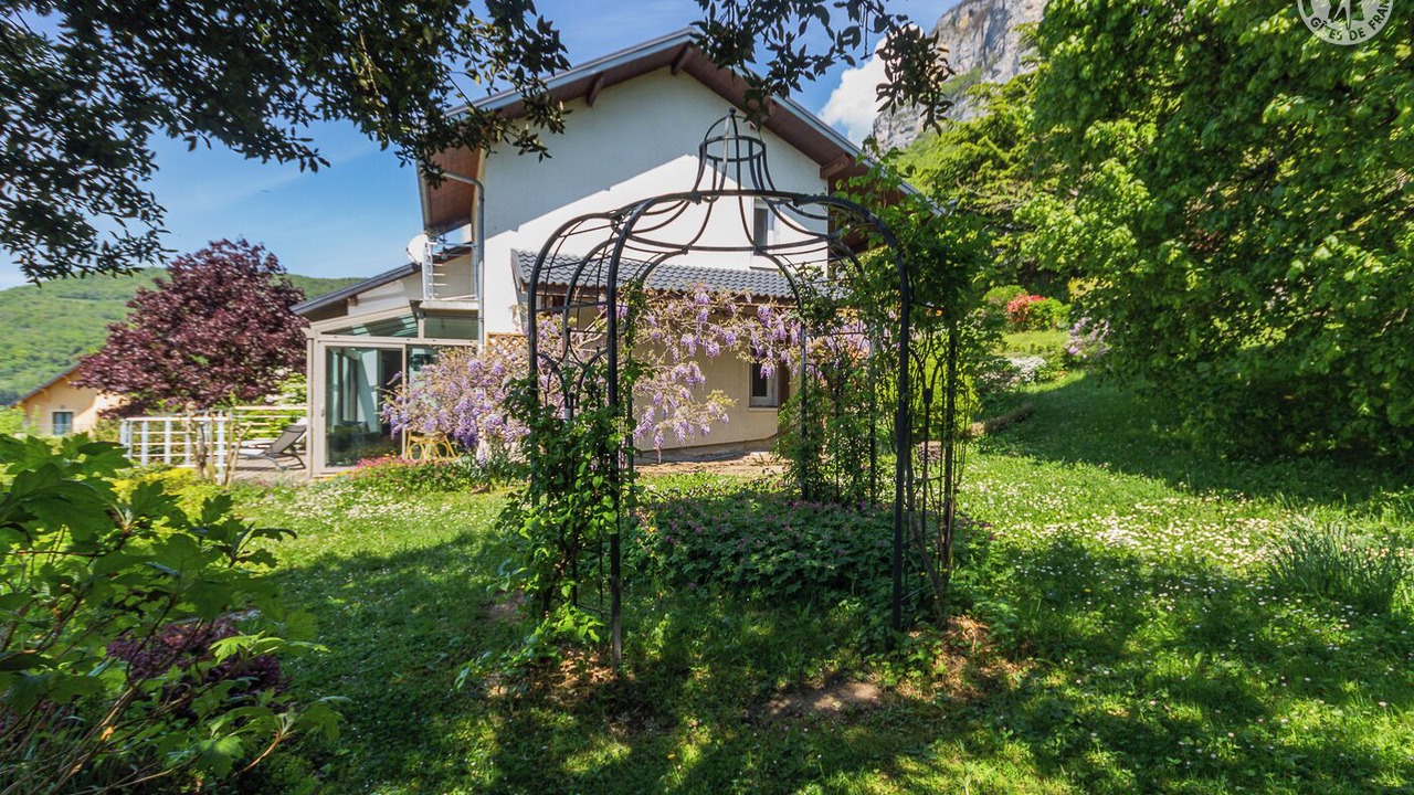 Photo of Outdoor in Saint-Jean-dʼArvey