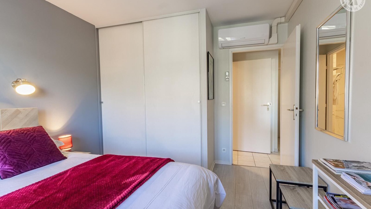 Photo of Bedroom in Viviers-du-Lac