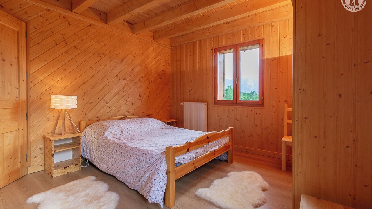 Photo of Bedroom in Albiez-le-Jeune