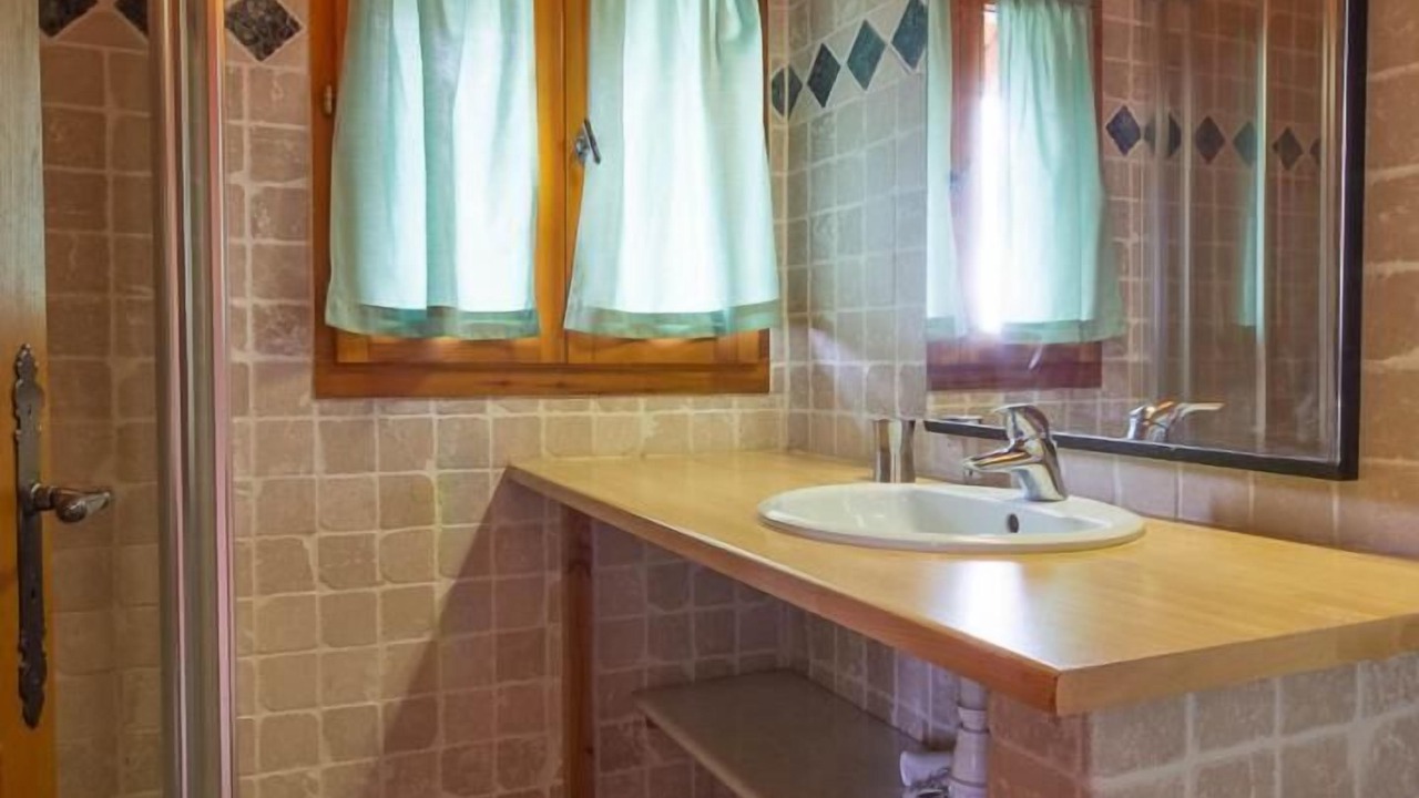 Photo of Bathroom in Jarrier