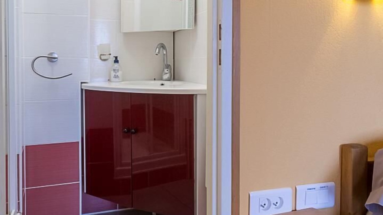 Photo of Bathroom in Saint-Julien-Mont-Denis