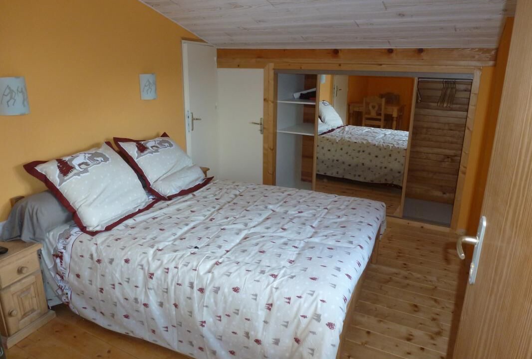 Photo of Bedroom in Saint-Julien-Mont-Denis