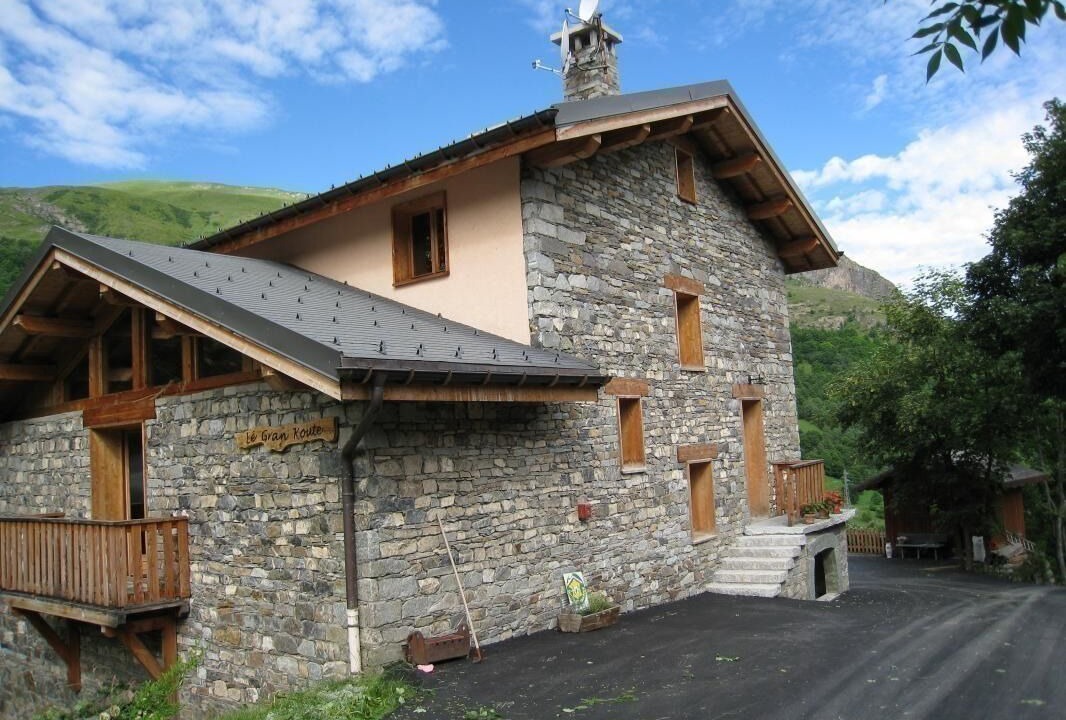 Photo of Outdoor in Praranger