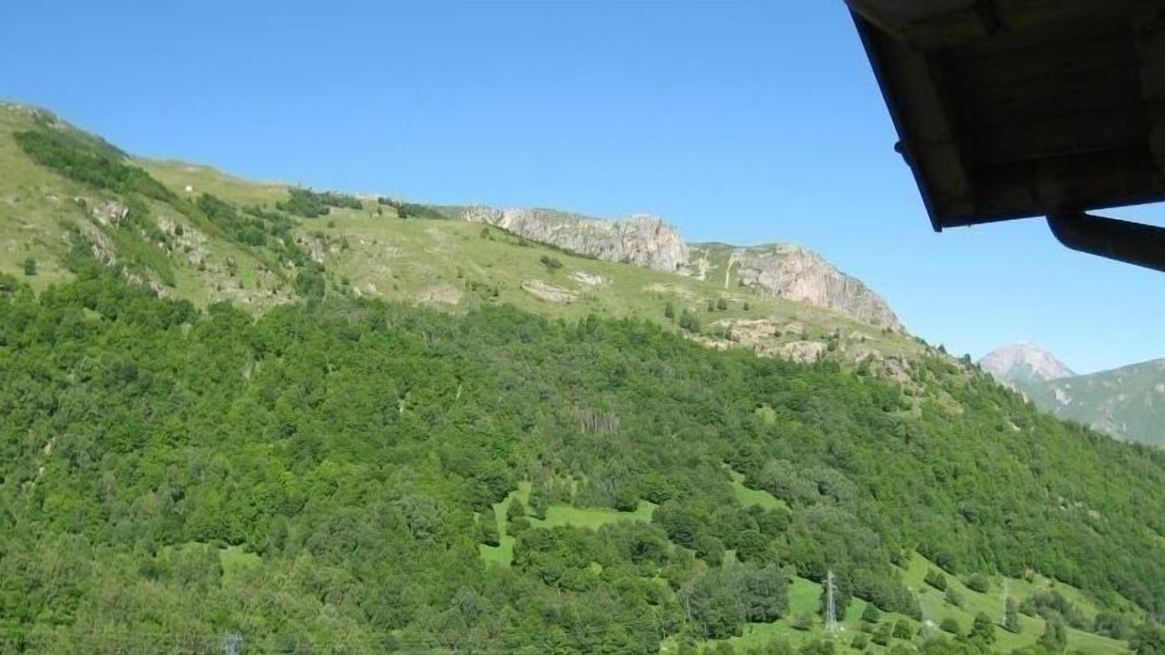 Photo of Others in Praranger