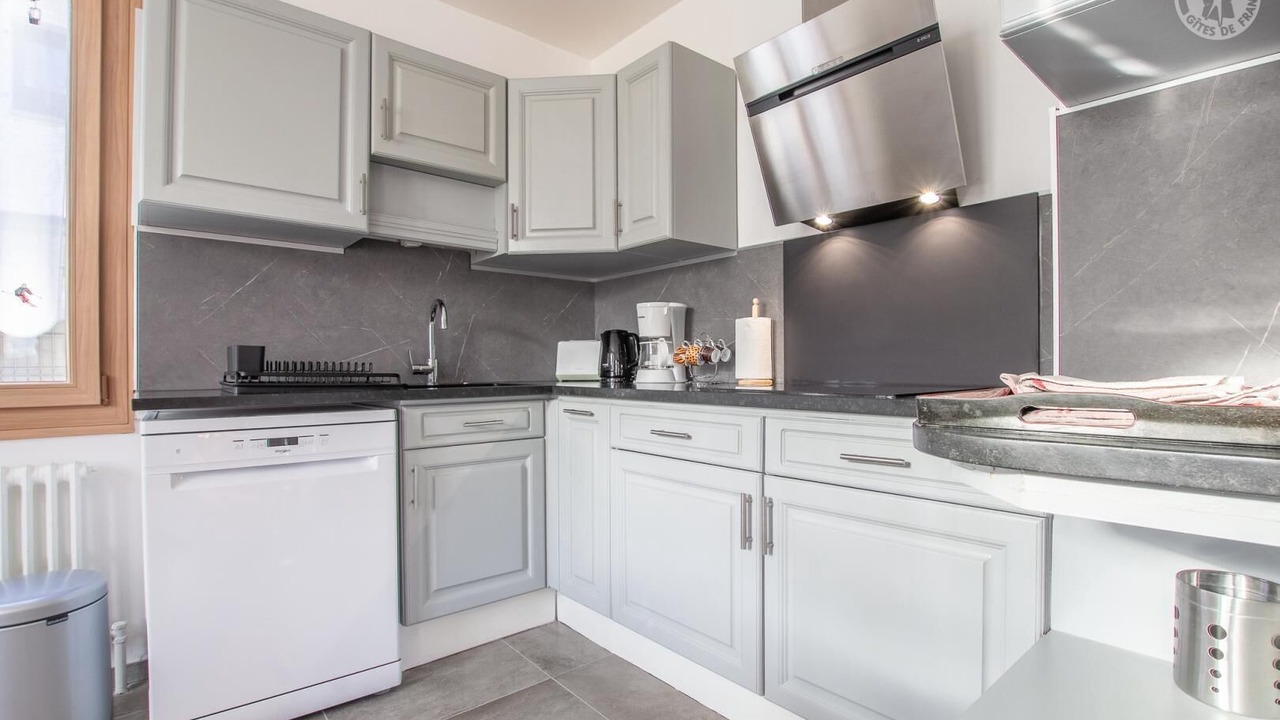 Photo of Kitchen in Outrechaise