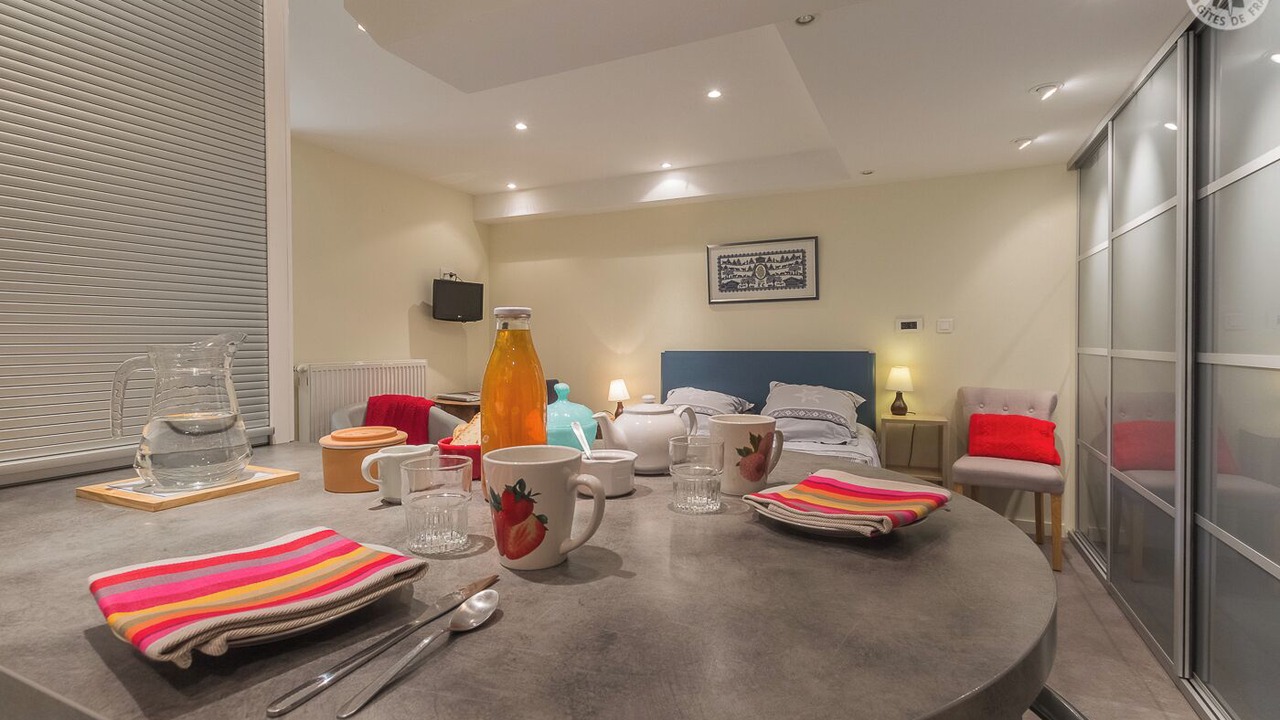 Photo of Others in Mercury