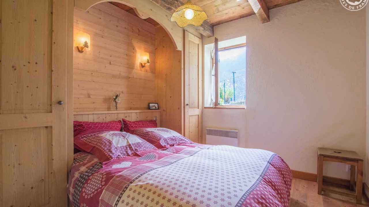 Photo of Bedroom in Montricher-Albanne