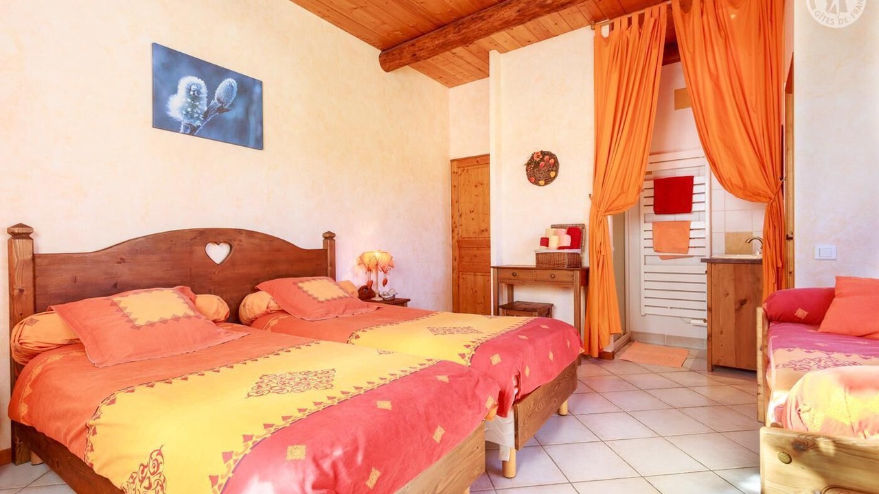Photo of Bedroom in Albiez-Montrond