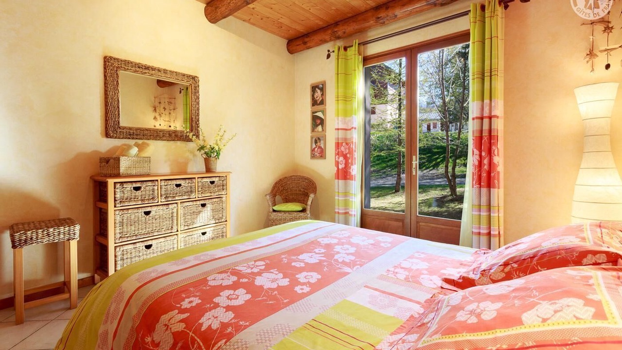 Photo of Bedroom in Albiez-Montrond