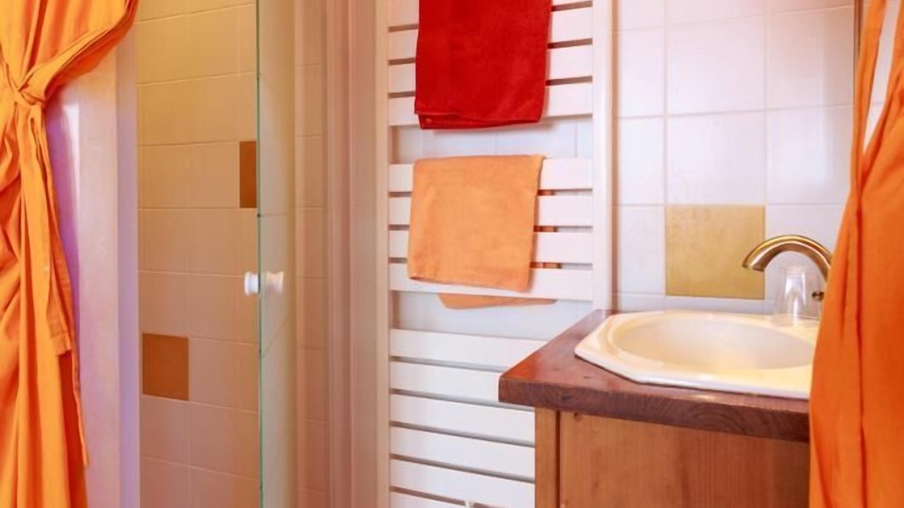 Photo of Bathroom in Albiez-Montrond