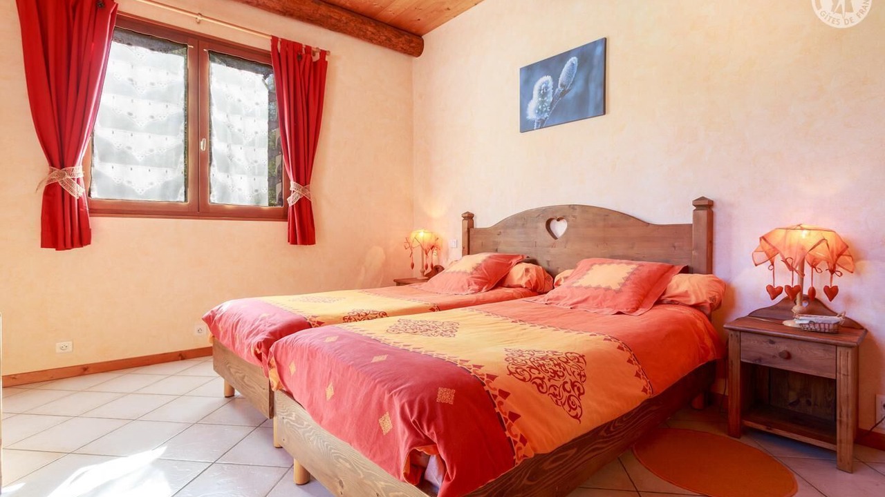 Photo of Bedroom in Albiez-Montrond