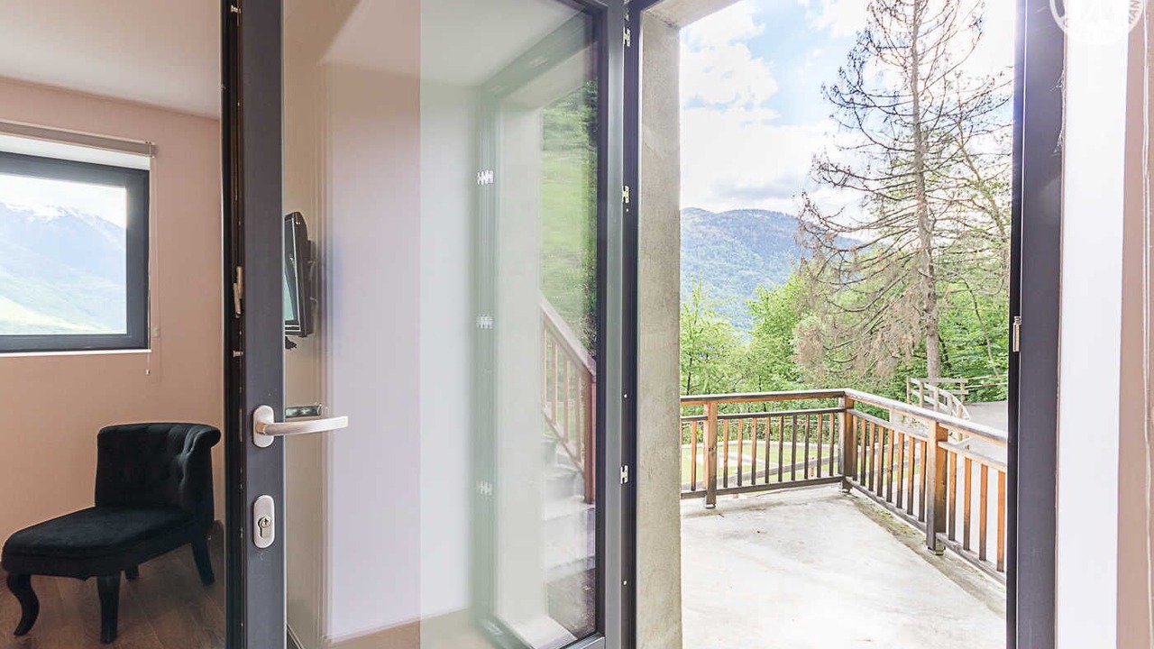 Photo of Others in Albertville