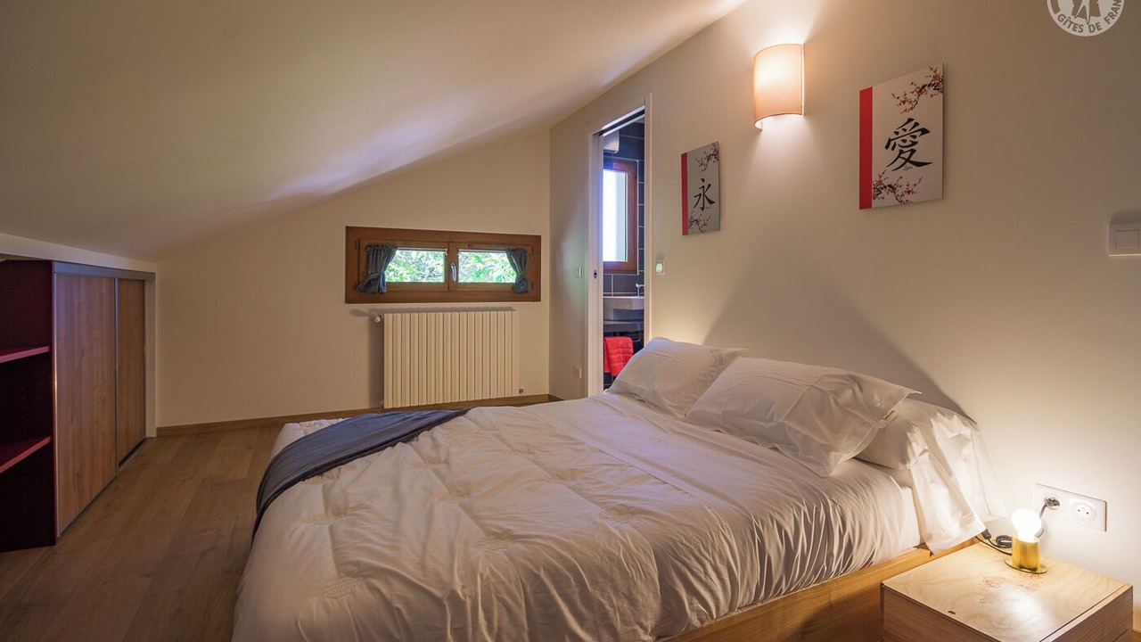 Photo of Bedroom in Traize