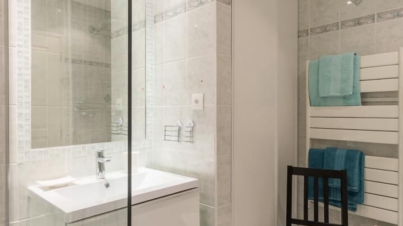 Photo of Bathroom in Gilly-sur-Isere