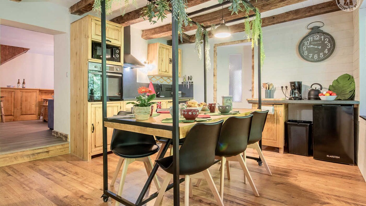 Photo of Kitchen in Saint-Pierre-d'Albigny