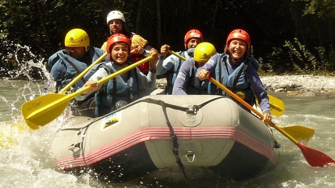 Photo of Others in Seez