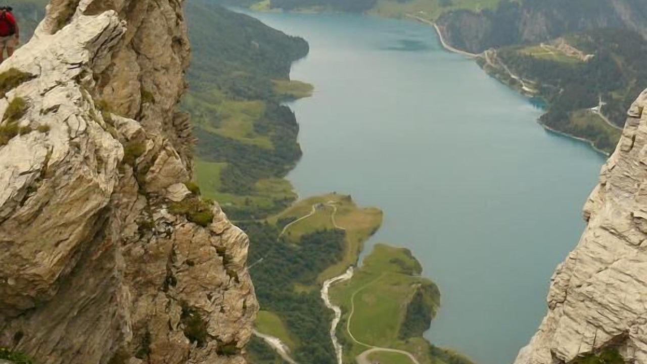 Photo of Others in Seez