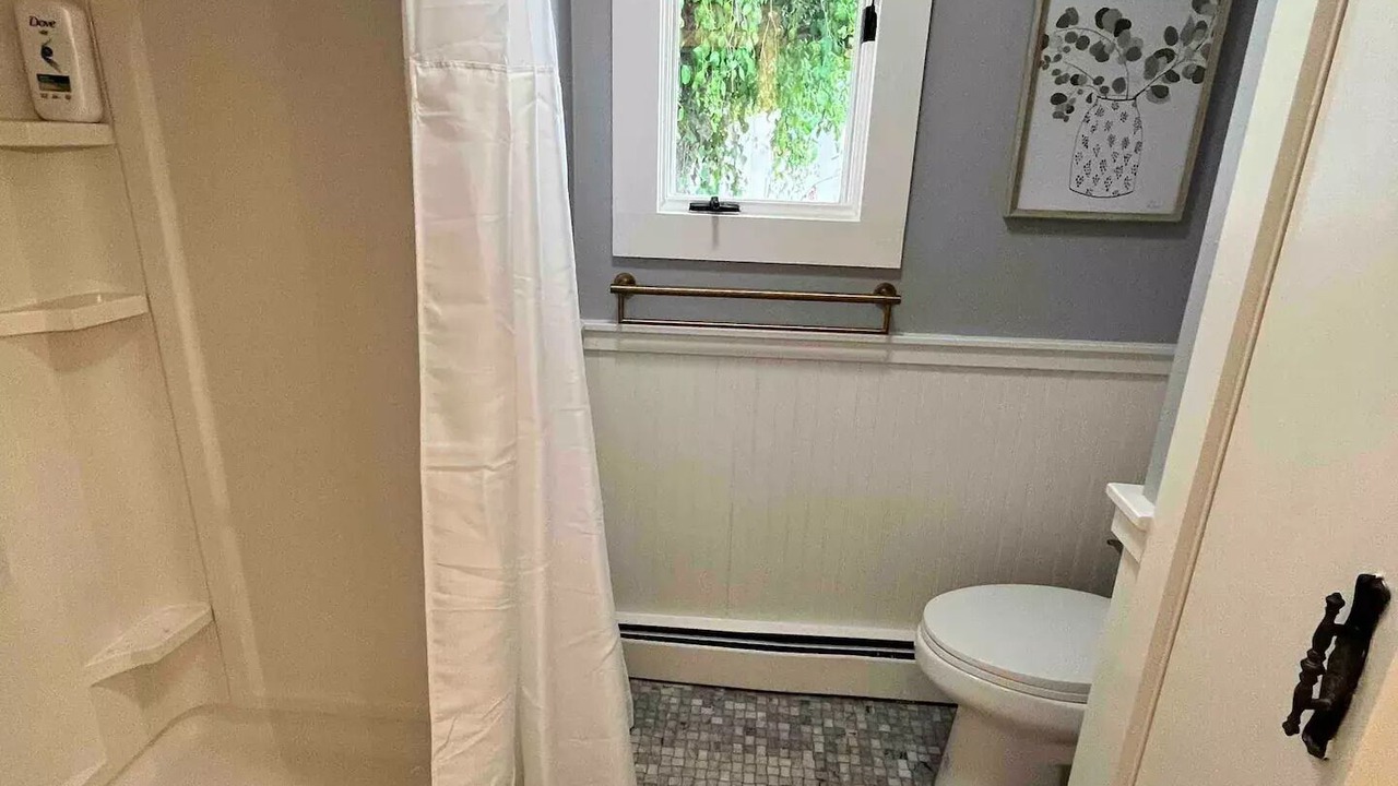 Photo of Bathroom in Norwichtown