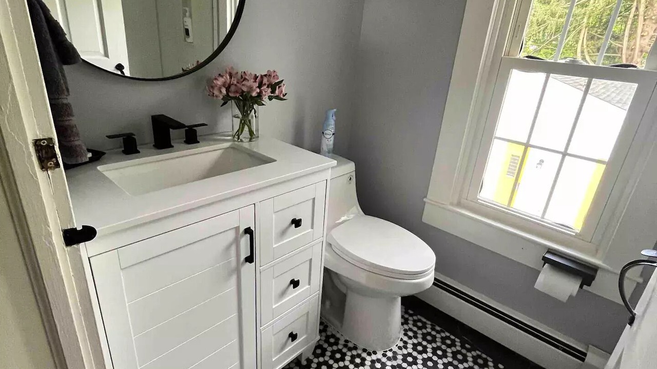 Photo of Bathroom in Norwichtown