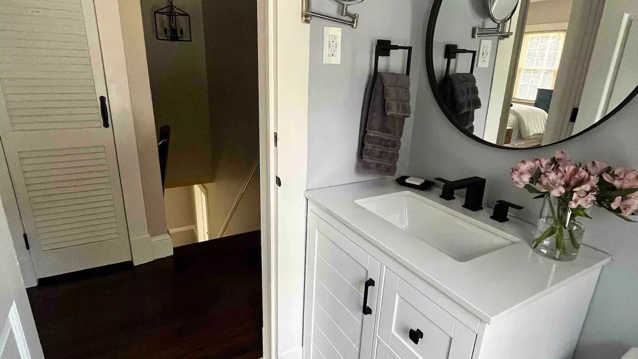 Photo of Bathroom in Norwichtown