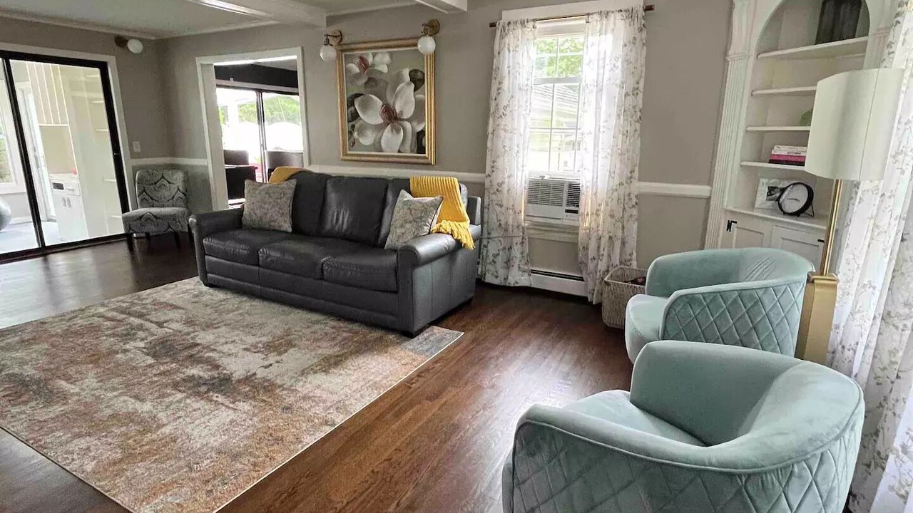 Photo of Livingroom in Norwichtown