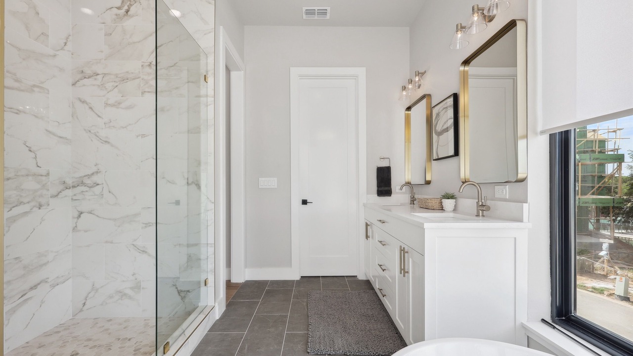 Photo of Bathroom in Graford