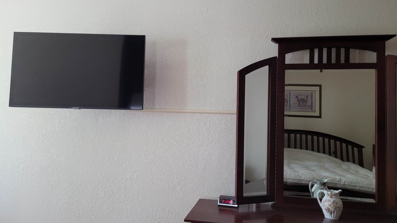 Photo of Bedroom in Jefferson City