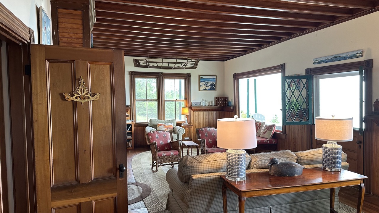Photo of Livingroom in Deer Isle
