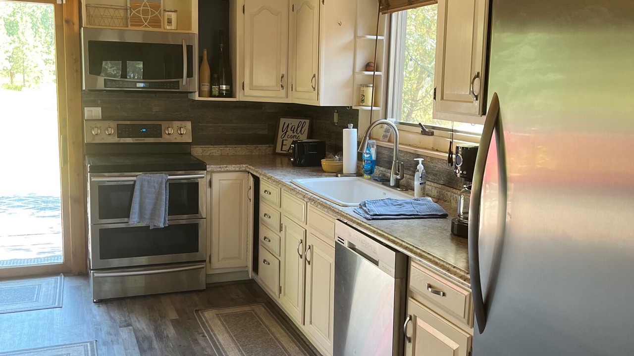 Photo of Kitchen in Kicking Horse