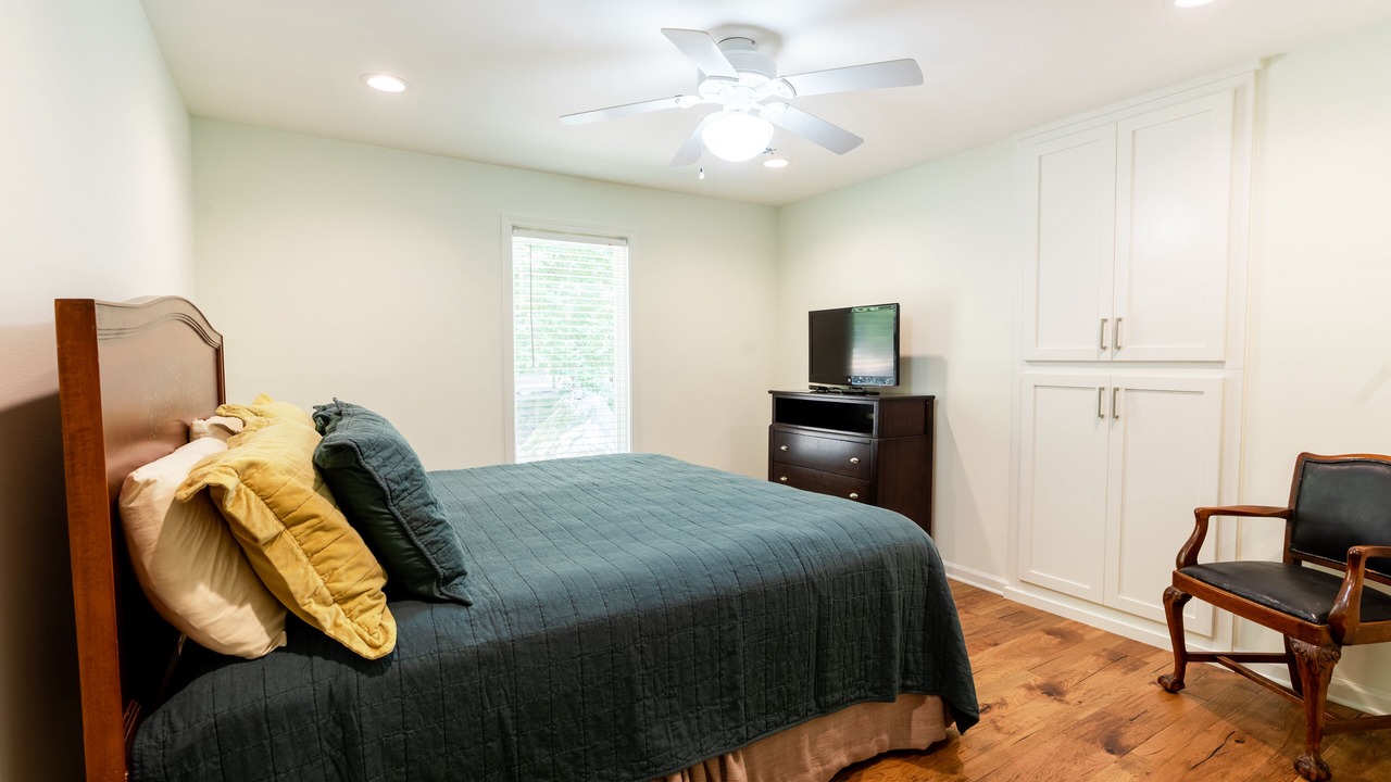 Photo of Bedroom in Eden Isle