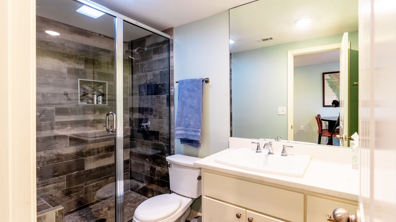 Photo of Bathroom in Eden Isle
