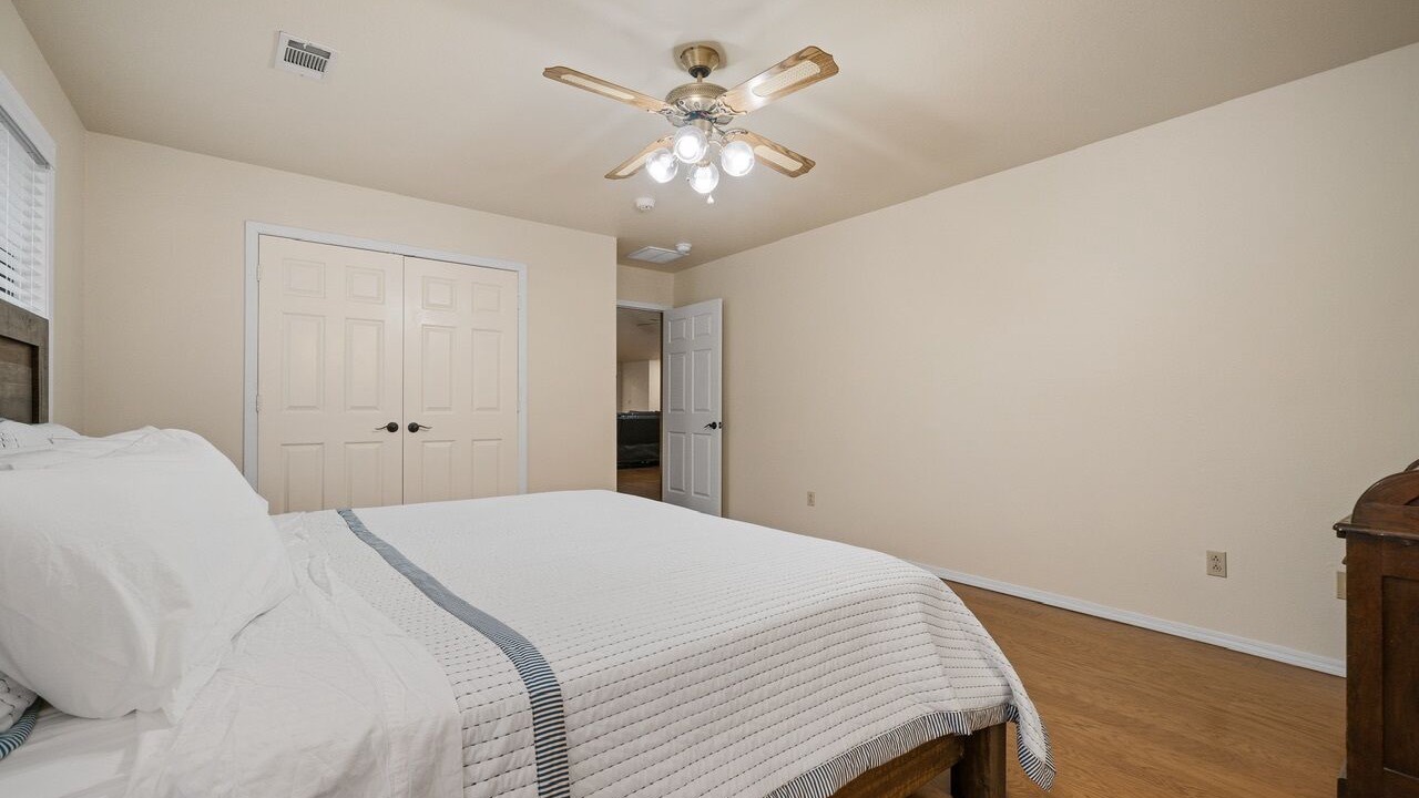 Photo of Bedroom in Barling