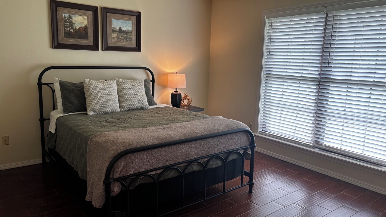 Photo of Bedroom in Barling