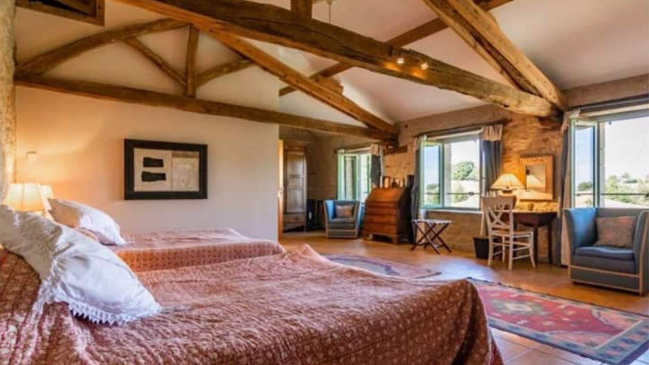 Photo of Bedroom in Algans