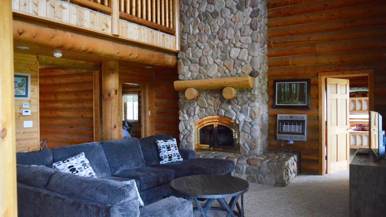 Photo of Livingroom in Fairview