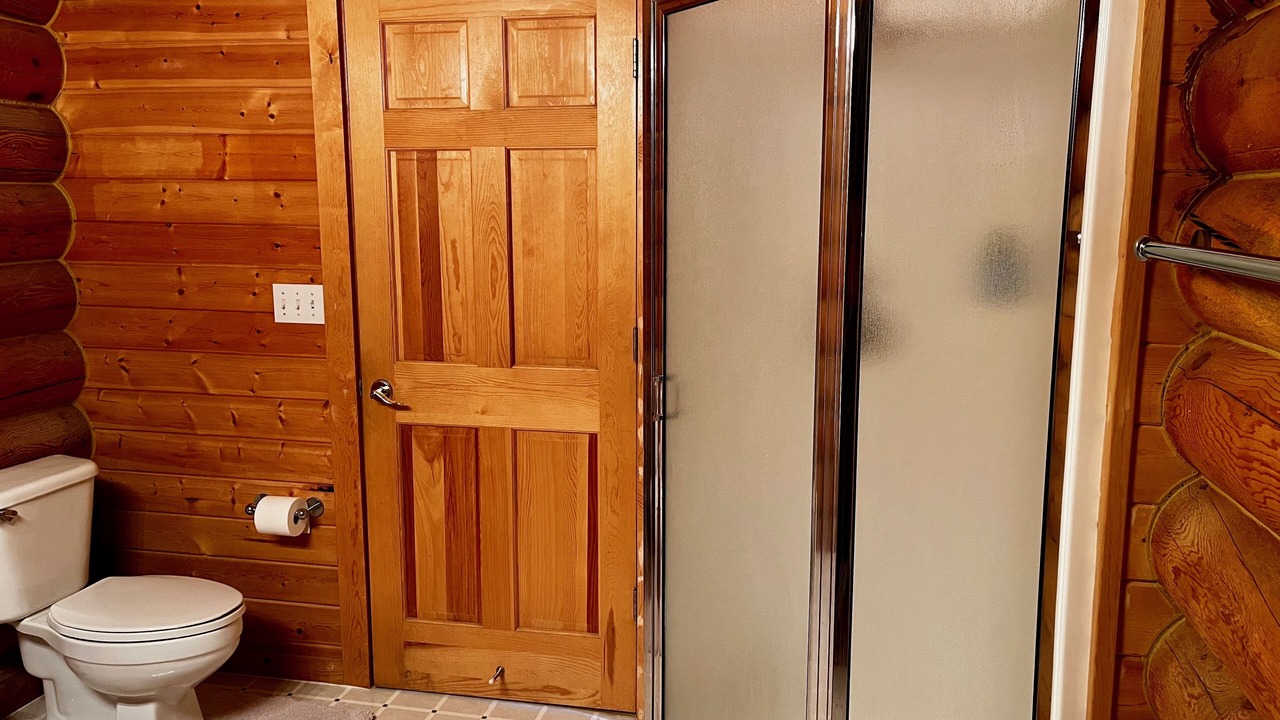 Photo of Bathroom in Fairview