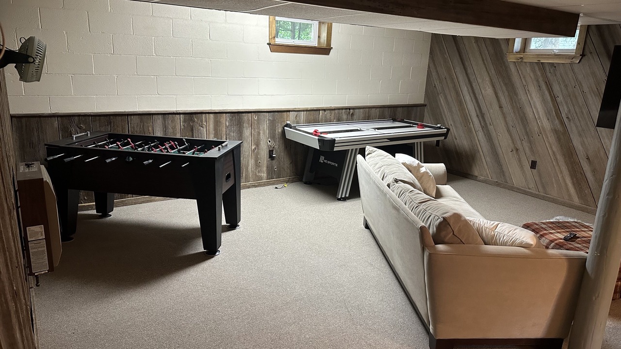 Photo of Bedroom in Caseville