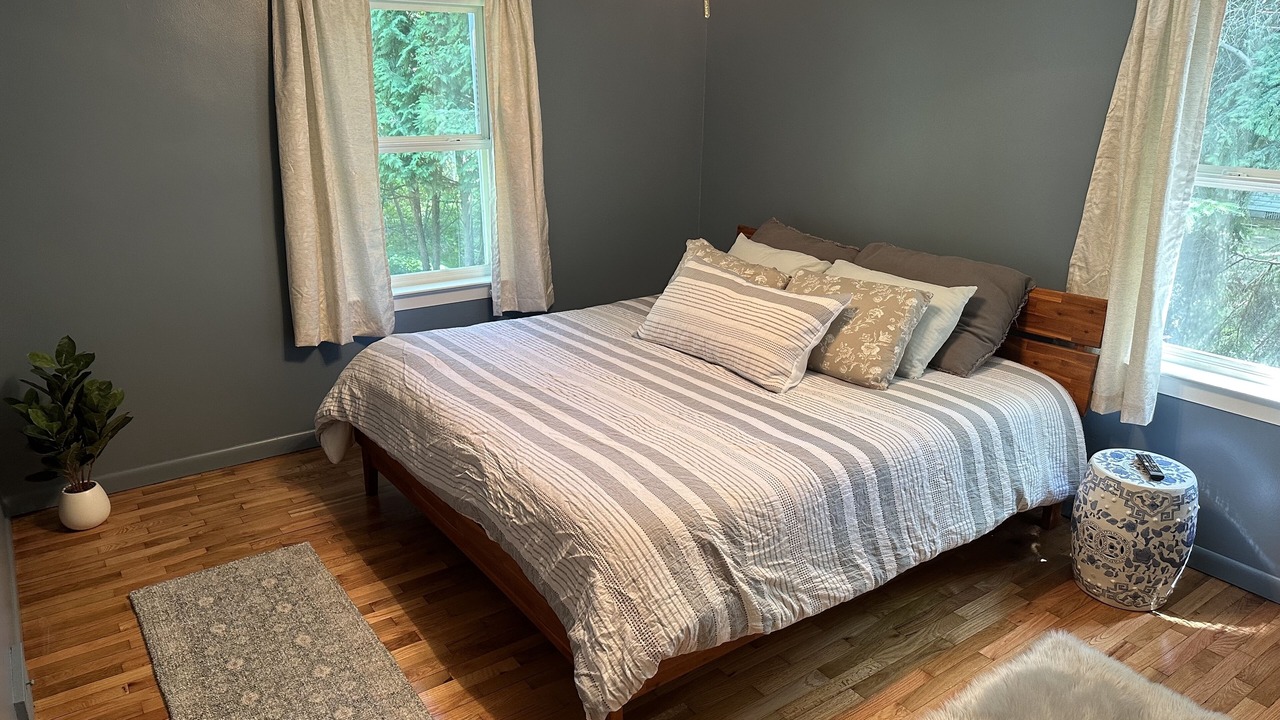 Photo of Bedroom in Caseville