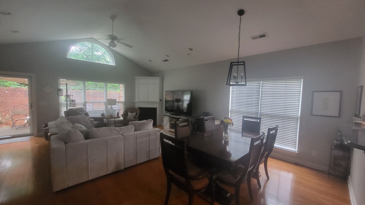 Photo of Livingroom in Winston - Salem