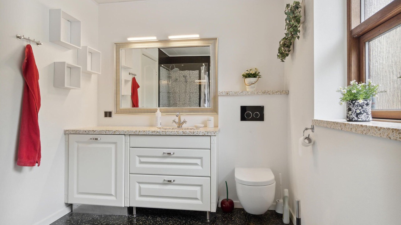 Photo of Bathroom in Jegum
